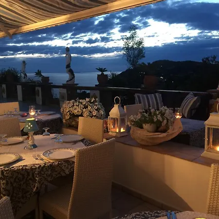 Neptunus Frühstückspension Forio di Ischia