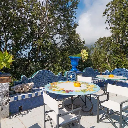 Bed & Breakfast Hotiday Neptunus Forio (Isola d'Ischia)