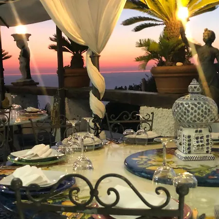 Neptunus Bed & Breakfast Forio (Isola d'Ischia)