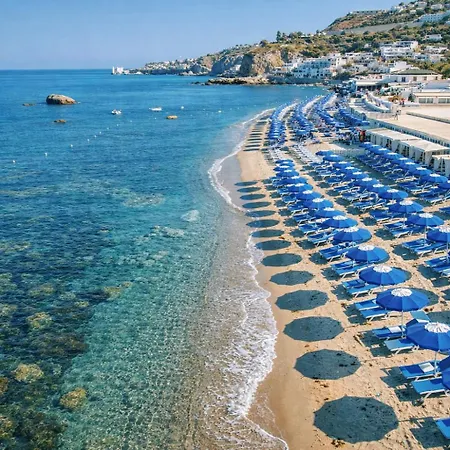 Hotiday Neptunus فندق مبيت وإفطار 3*