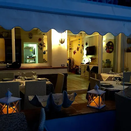 Neptunus Bed & Breakfast 3*