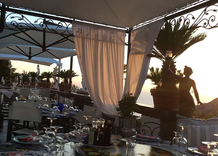 Neptunus Couette-café