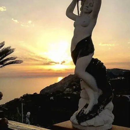 Neptunus ベッド・アンド・ブレックファスト Forio di Ischia
